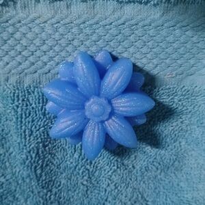 Blue Floral Resin Flower With Glitter